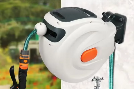 Automatic Rewind Hose Reel: 7-Pattern Nozzle with Slow Return System for Car & Garden